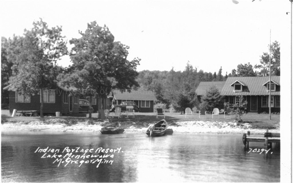 199B Indian Portage Resort, Lake Minnewawa, McGregor, 1940s Ren