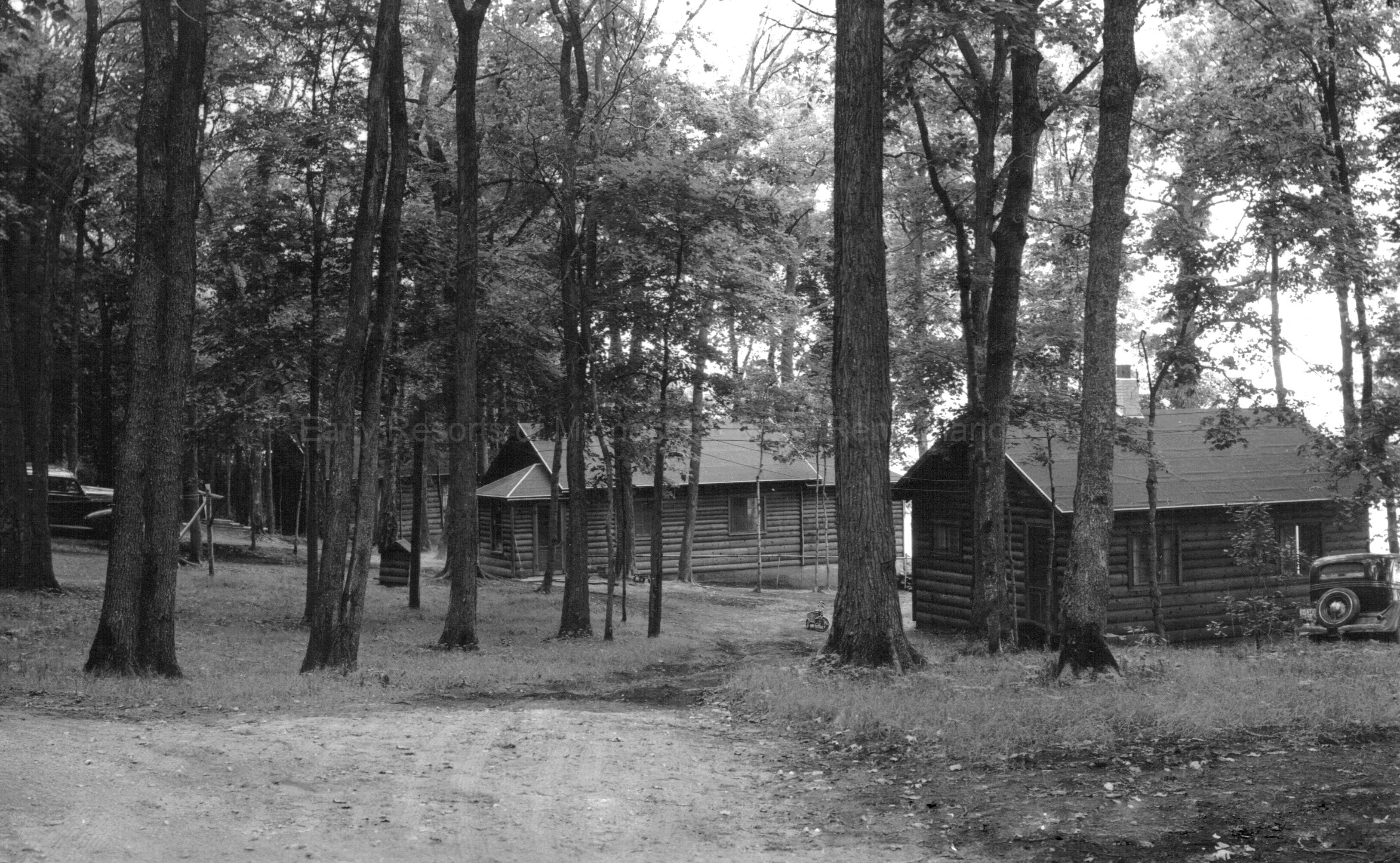 187 Bowstring Resort, Bowstring Lake, Deer River, ca 1940 (Fuller