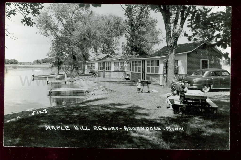 Annandale, MN, Clearwater Lake, Maple Hill Resort 2, ca 1950s Ren