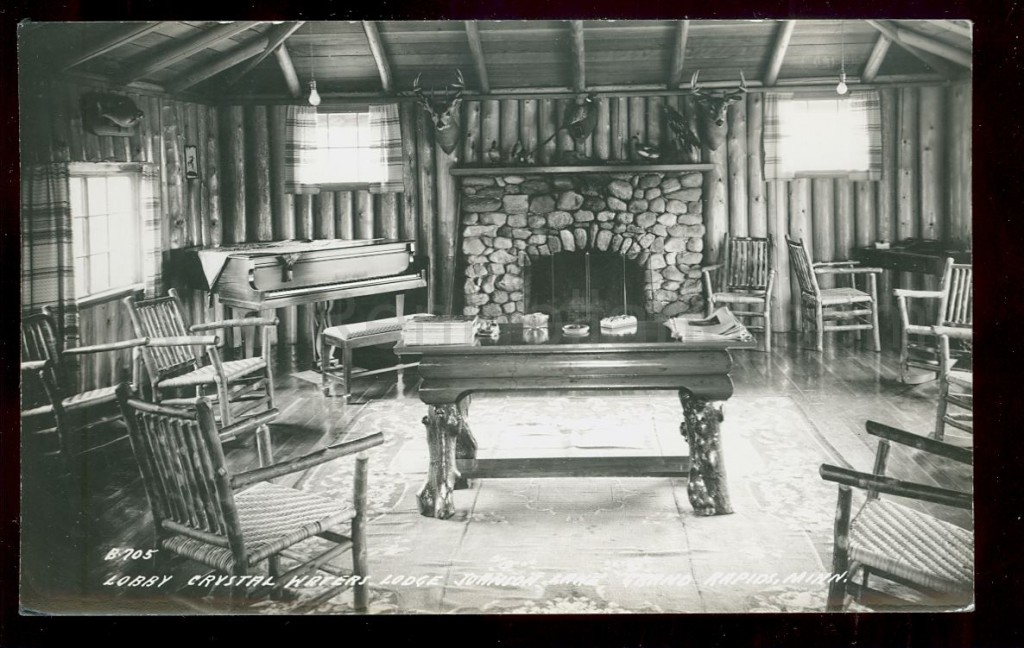 Grand Rapids, MN, Johnson Lake, Crystal Waters Lodge 1, ca 1930s Ren
