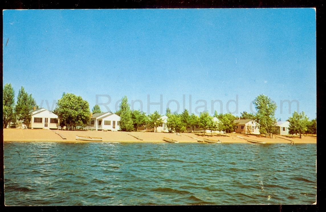 Lake Hubert, MN, Lake Hubert, Beachland Cottages 2, ca 1950s Ren