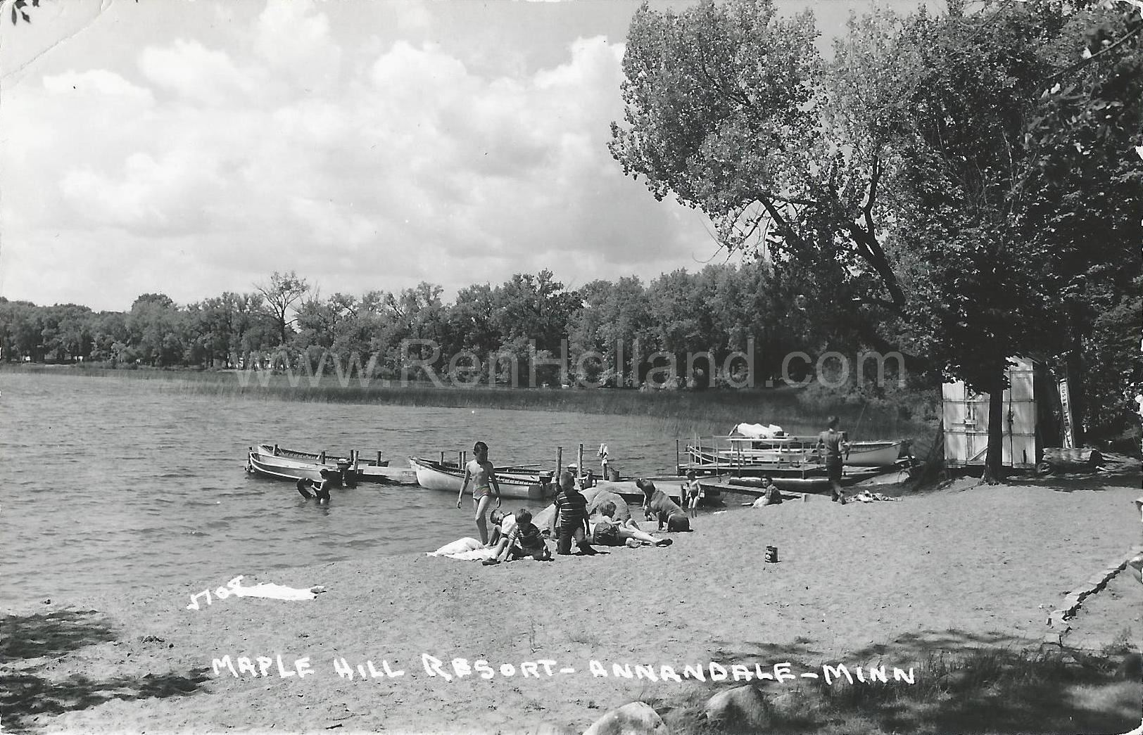 Annandale, Clearwater Lake, Maple Hill Resort 3, ca 1950 Ren Holland
